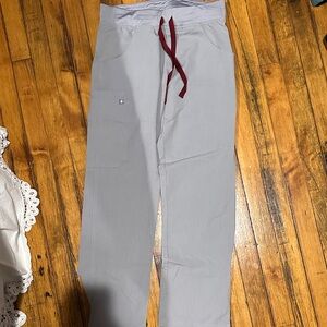 FIGS XS-P Kade Cargo scrub pant